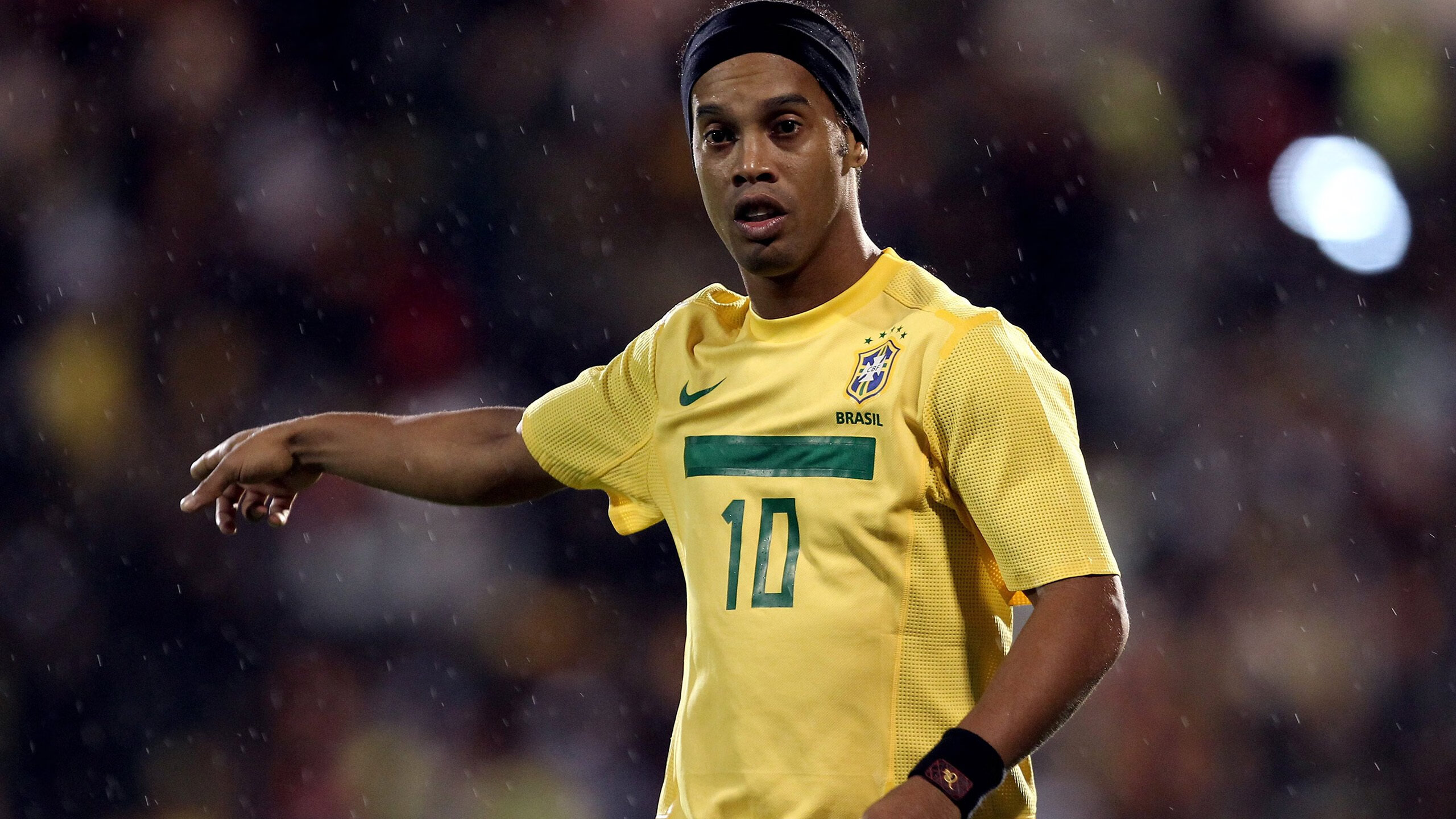 孙兴慜等球员赛后连夜返韩引热议|九游体育APP